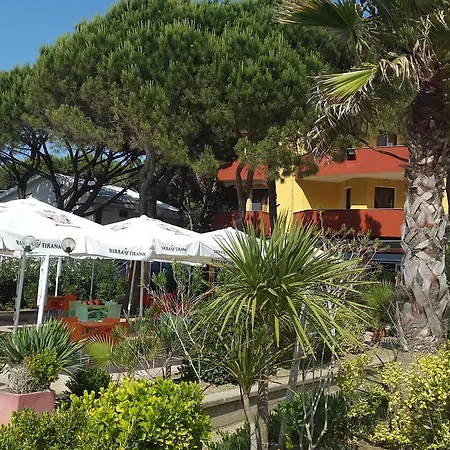 Hotel Enera Golem (Tirana)