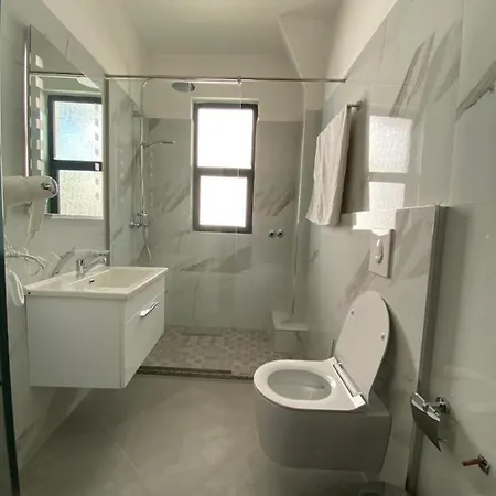 Hotel Enera 3*