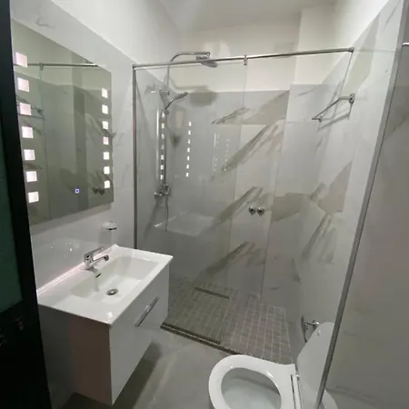 Enera 3*