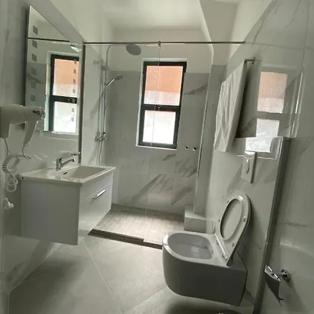 Enera Hotel