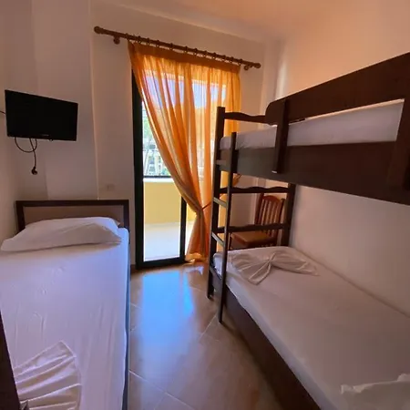 Enera Otel Golem (Tirana)