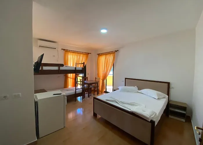 Hotel Enera Golem (Tirana)