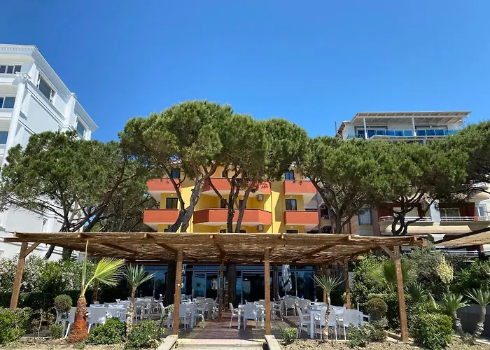 Hotell Enera Golem (Tirana)